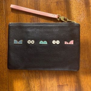 Fossil wristlet